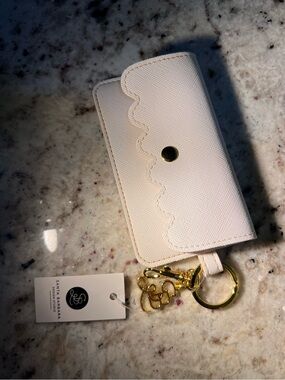 Scalloped Cream Key Case with Gold Hardware NEW